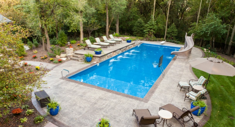 Outdoor Swimming Pool